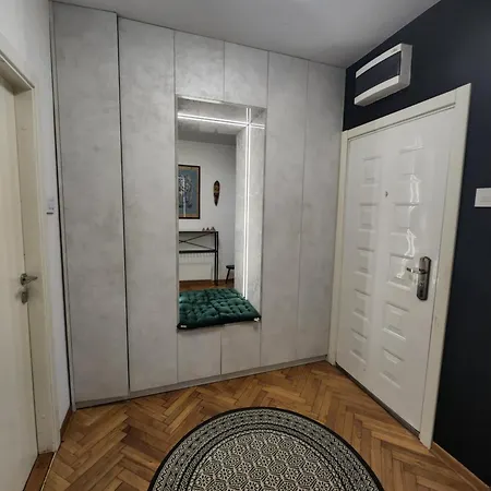 Aircity Apartment *